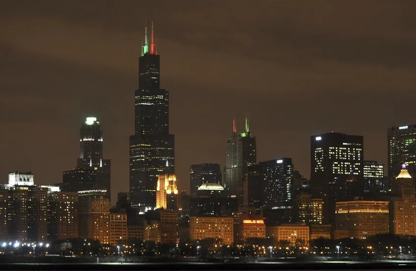 يديعوت أحرونوت: انهيار إمبراطورية يهودية في الولايات المتحدة